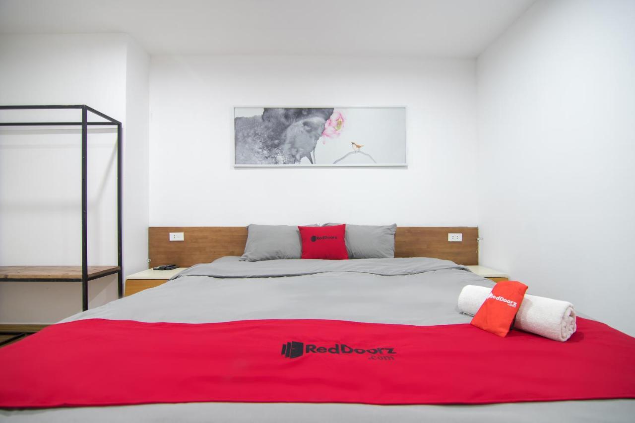 Reddoorz Hostel Near St. Joseph'S Cathedral Ханой Екстер'єр фото